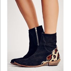 Free people extra cute boots ,